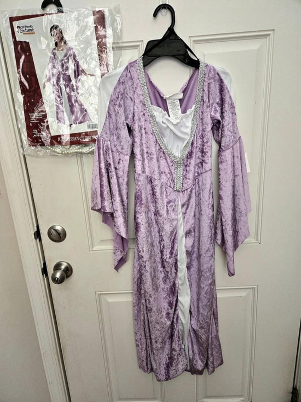 California Halloween Costume Renaissance Princess Dress Purple Girls Medium